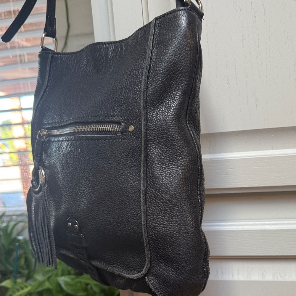 Black Leather Shoulder Bag - Picture 14 of 17